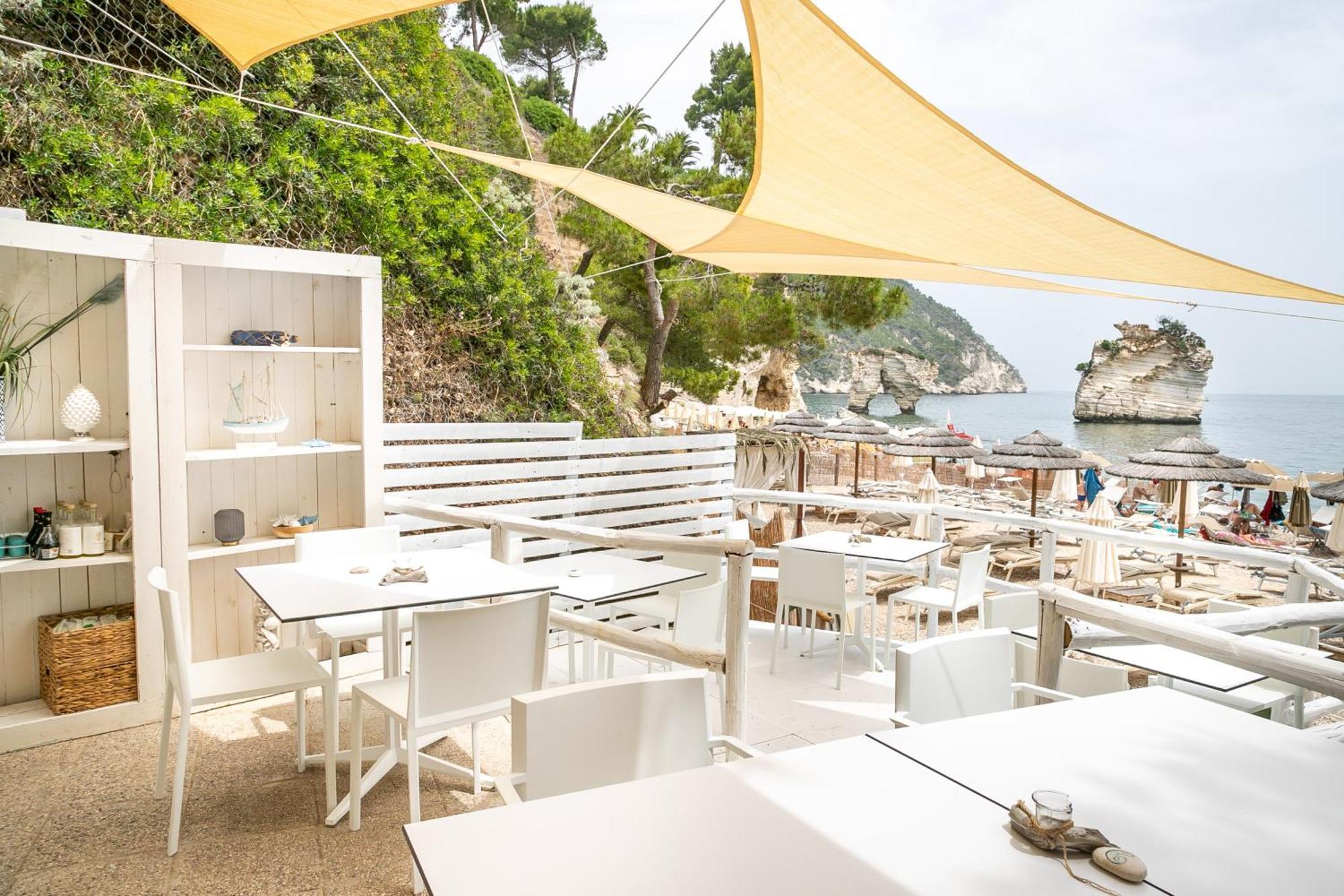 Ah Premium Baia Dei Faraglioni Mattinata Exterior foto