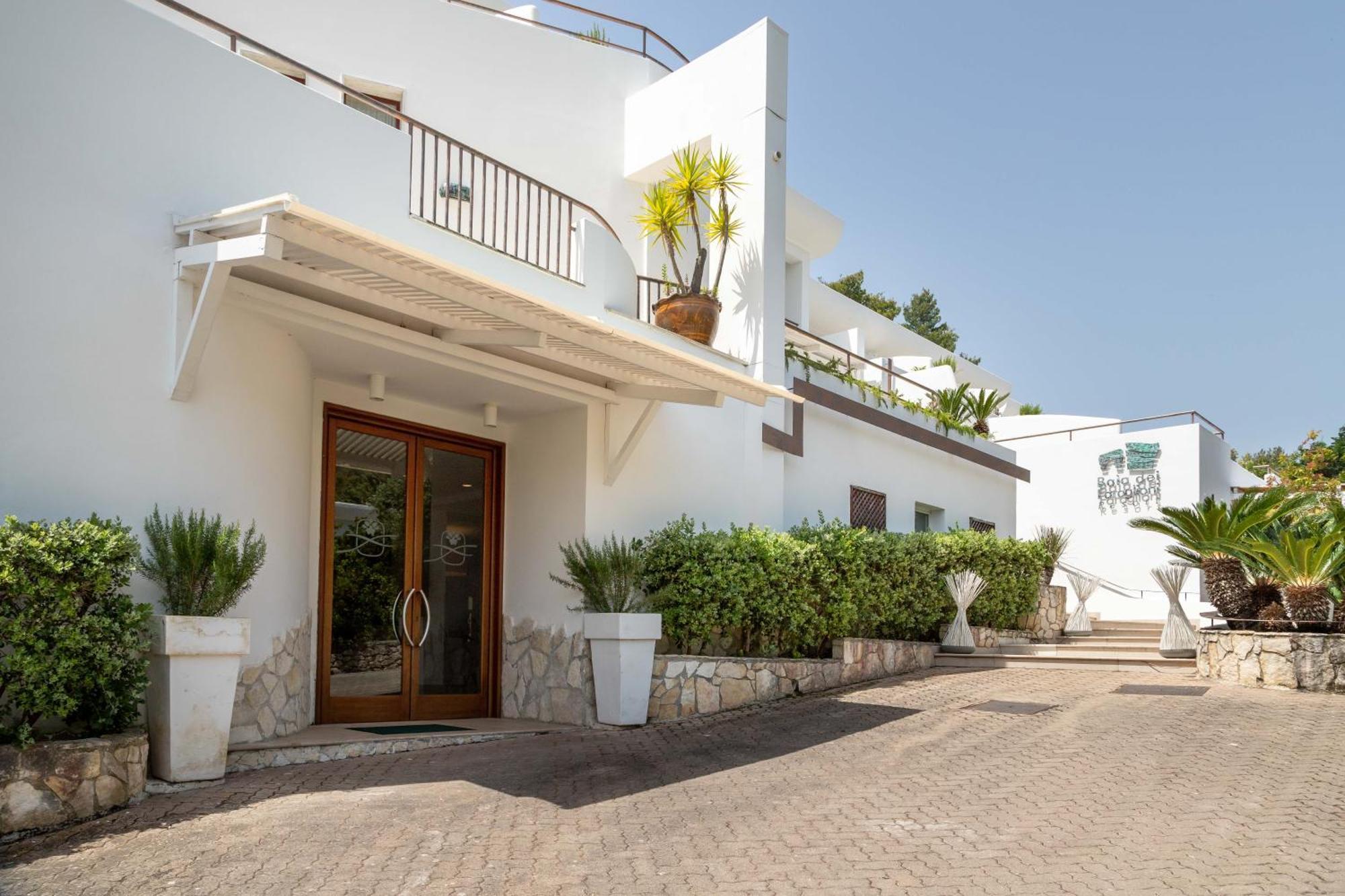 Ah Premium Baia Dei Faraglioni Mattinata Exterior foto