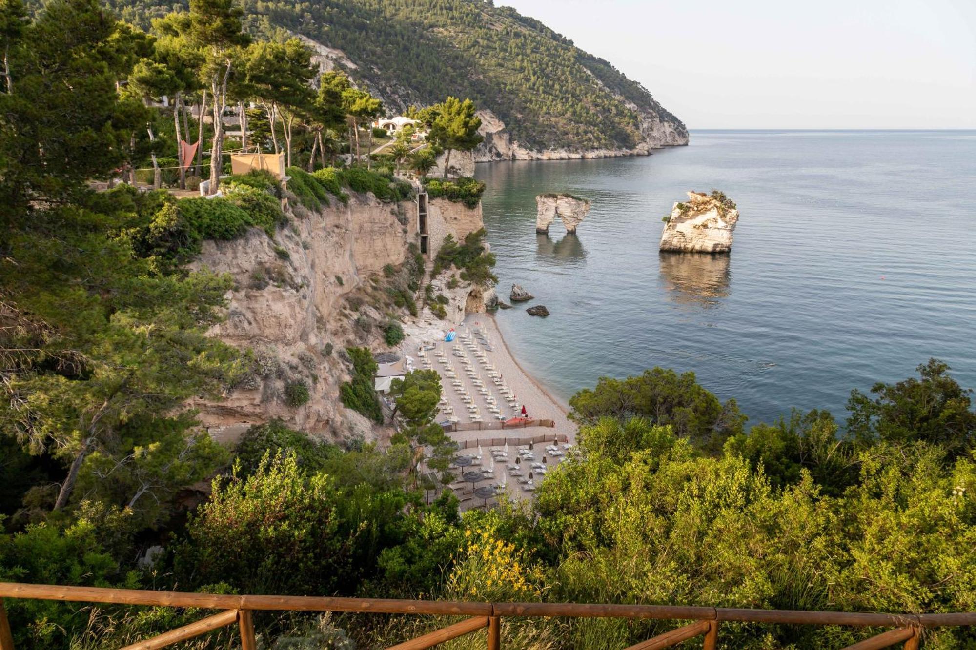 Ah Premium Baia Dei Faraglioni Mattinata Exterior foto